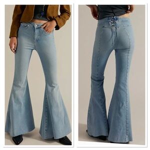 We The Free CRVY High-Rise Lace-Up Flare Jeans Sz 29 Cotton Blend Tall